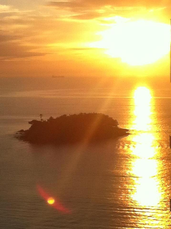 Apartamento Vista Mar - Pe Na Areia Balneario Camboriu Luaran gambar